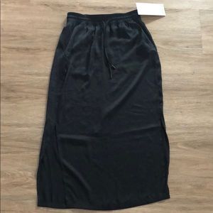 Lululemon Glide Away Slip Skirt Sz 6